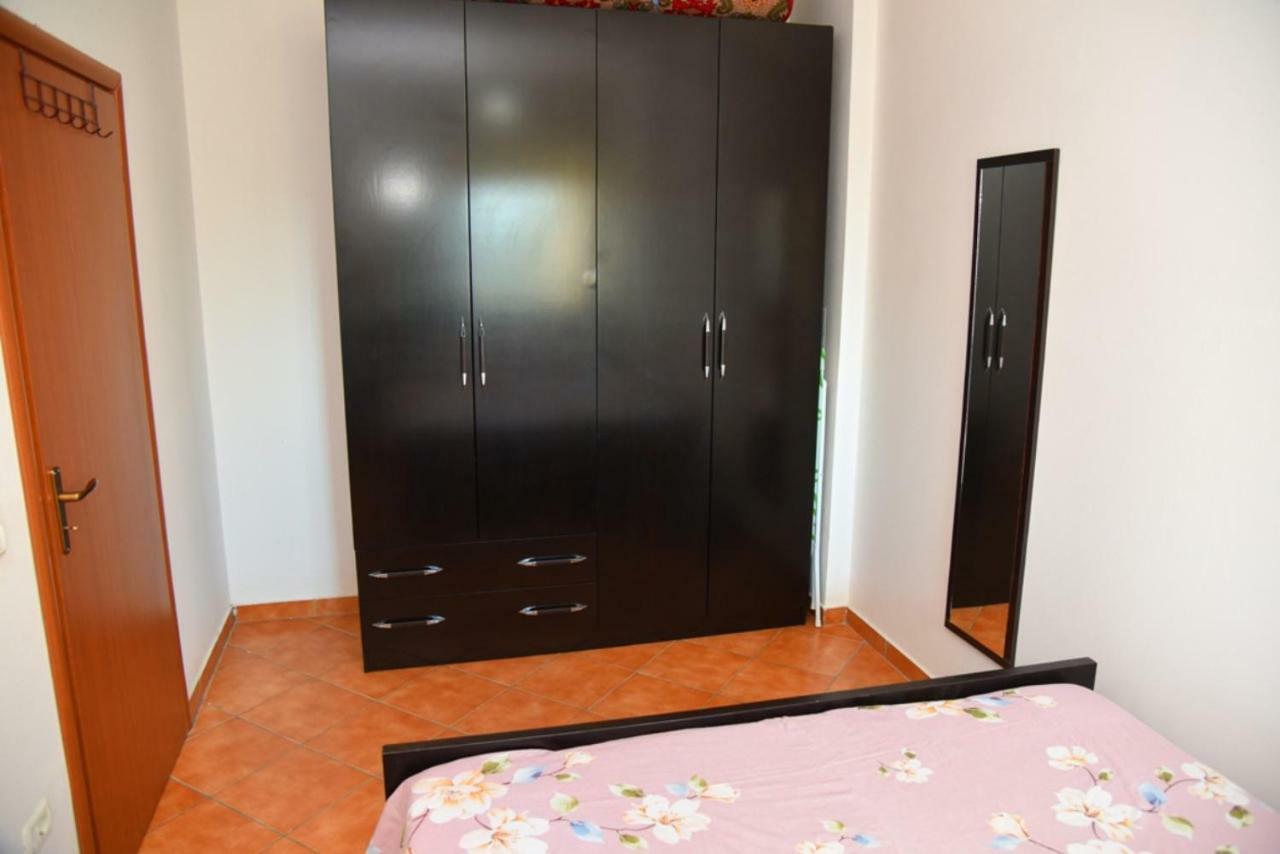 Gzim'S Apartment Durrës 外观 照片